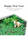 シュライヒ　絵馬の形で切り抜かれたうさぎ　HAPPY NEW YEAR