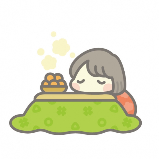 こたつとみかん　女の子