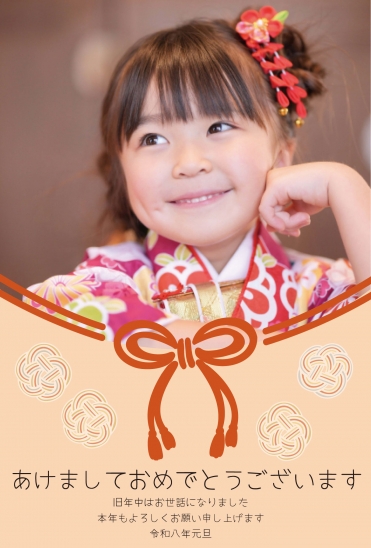 リボン飾りの女の子年賀状